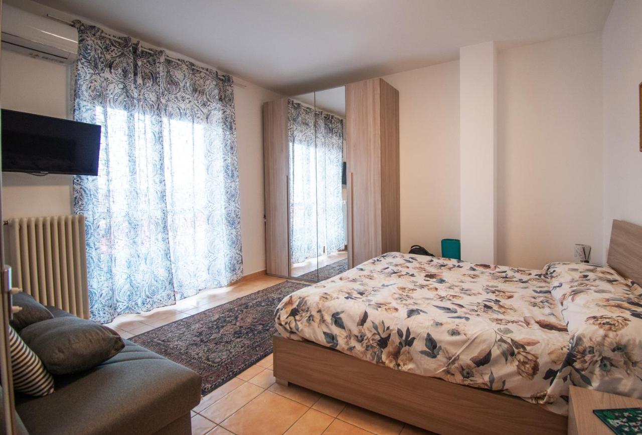 Luminoso Apartamento Peschiera del Garda Exterior foto