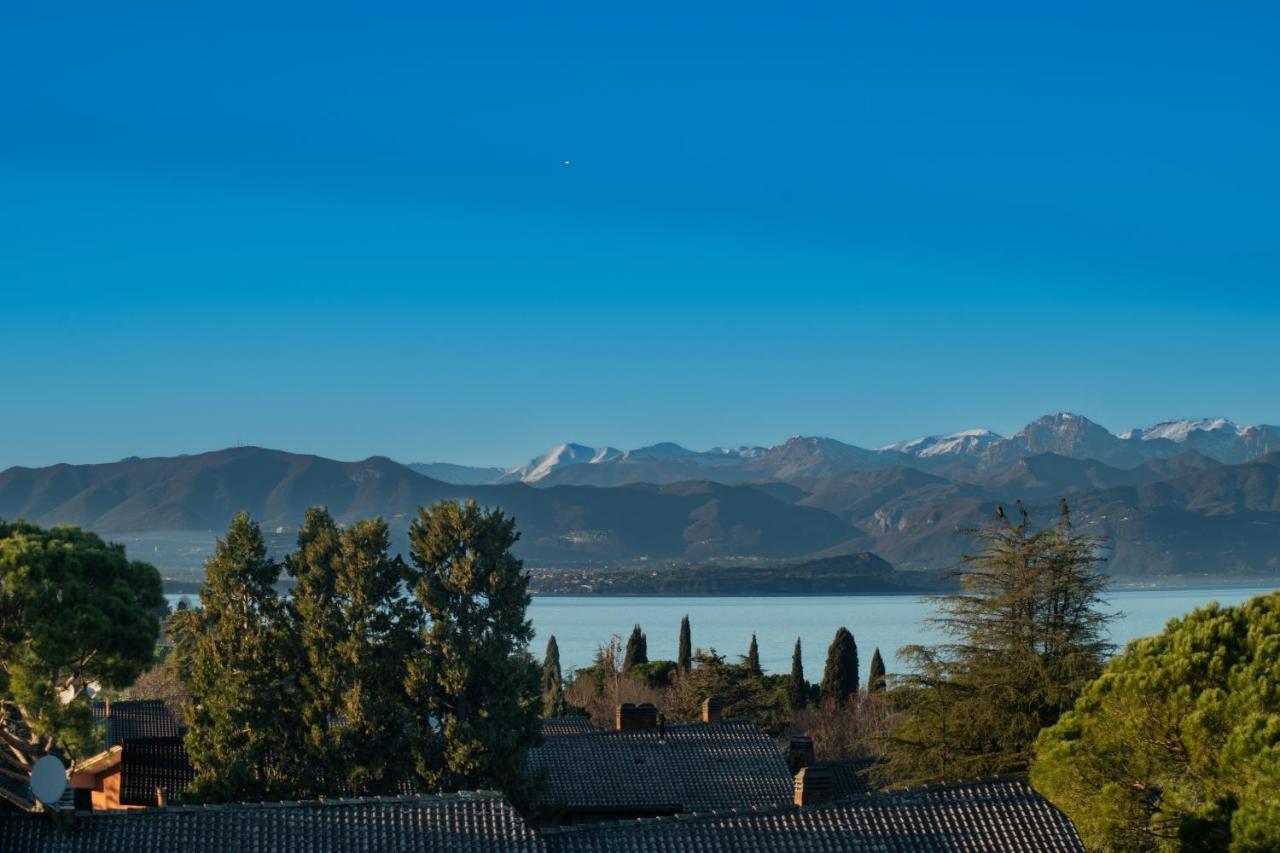 Luminoso Apartamento Peschiera del Garda Exterior foto