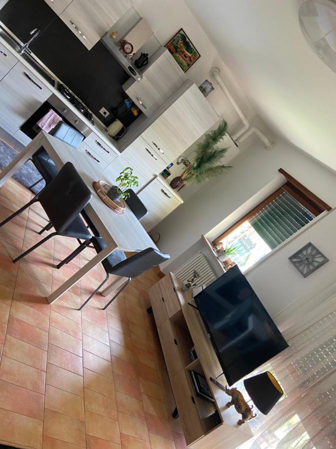 Luminoso Apartamento Peschiera del Garda Exterior foto